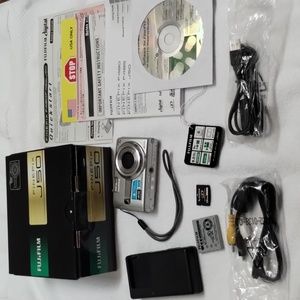 LN Fujifilm Finepix J50 5x Zoom Camera